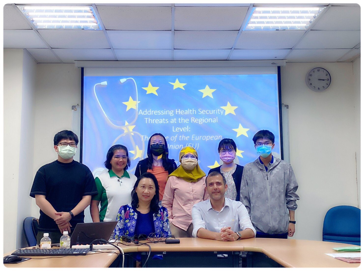 羅文笙教授高雄醫學院演講 Pr. Vincent Rollet made a Lecture on European Health security at Kaohsiung Medical University (KMU) 20.04.2023
